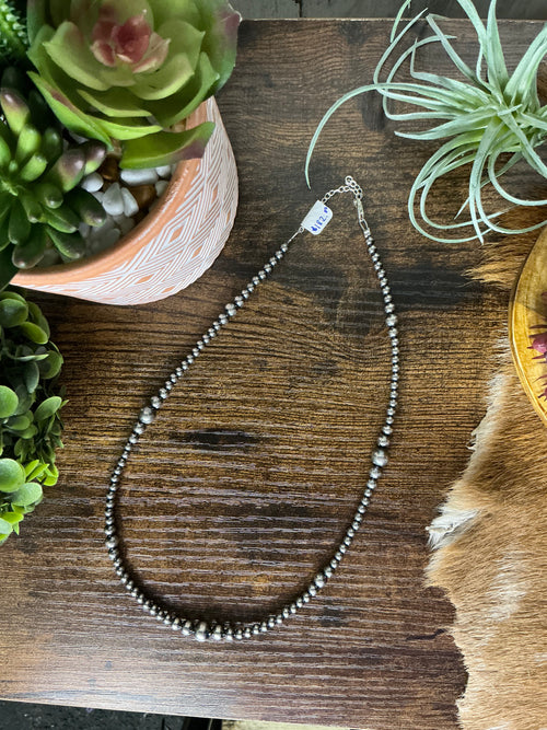 18 inch Graduated Sterling Silver Pearls Necklace